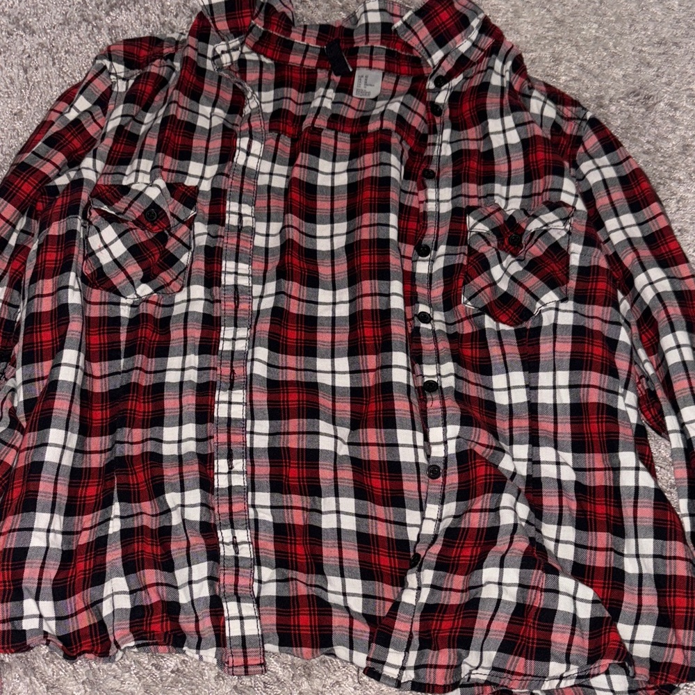 H&M Red and Black Plaid Button Down Shirt